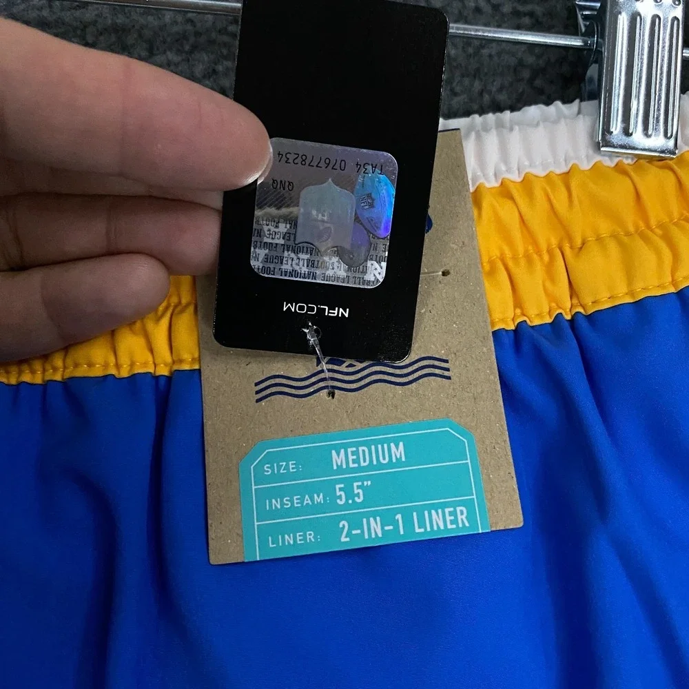 Chubbies Secret LA Chargers Shorts Mens Medium 5.5